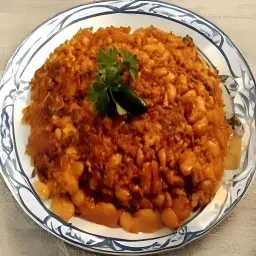 فاصولياء بالبيض حمراء